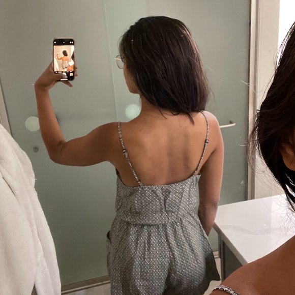 Black and white patterned romper from H&M - Picture 3 of 4